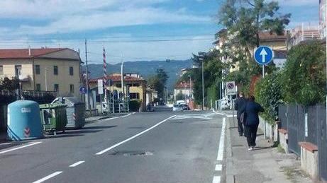 Spariti quaranta posti auto proteste in via Desideri
