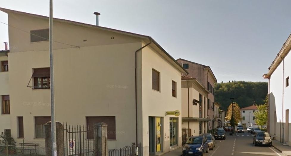 Un rapinatore armato tenta la rapina alle poste 