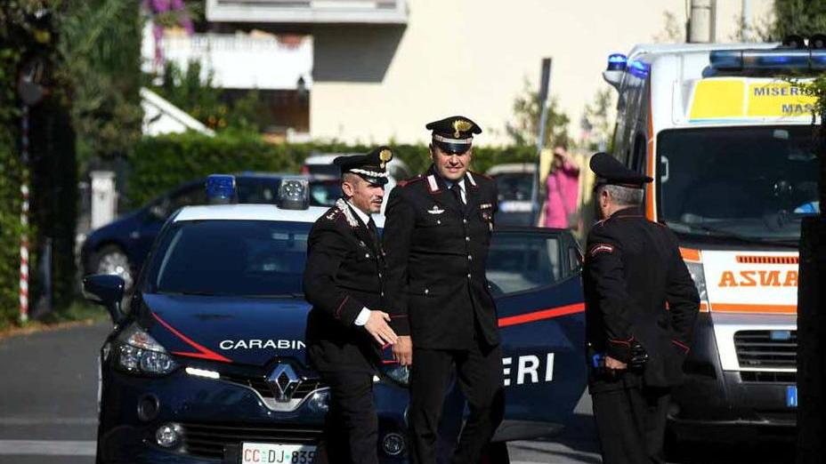 Gli spara in faccia dopo un litigio