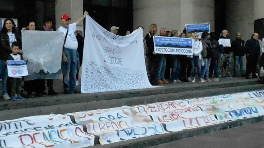 Arriva Bonaccini, la montagna si divide