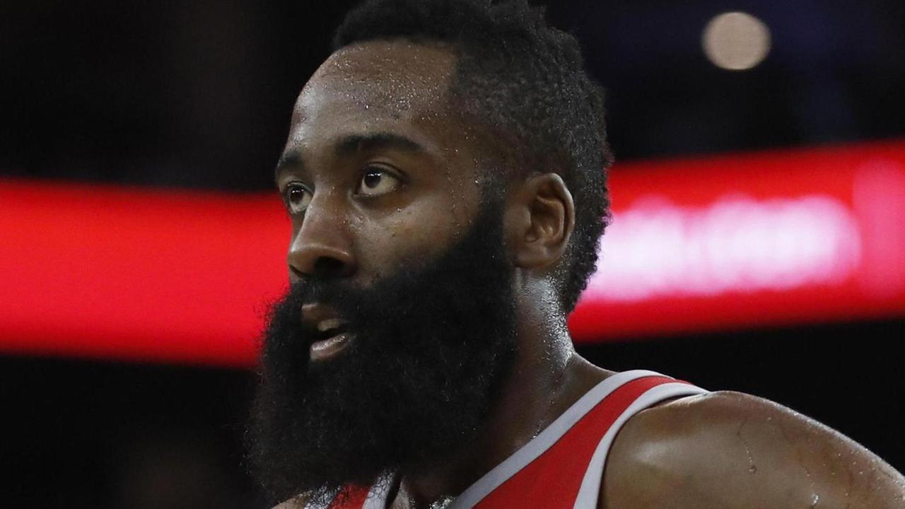 Nba, esordio no per i warriors