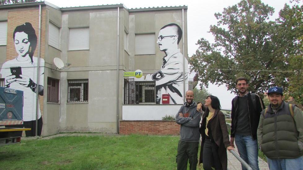 Sui muri della Posta inizia il progetto dell’arte urbana