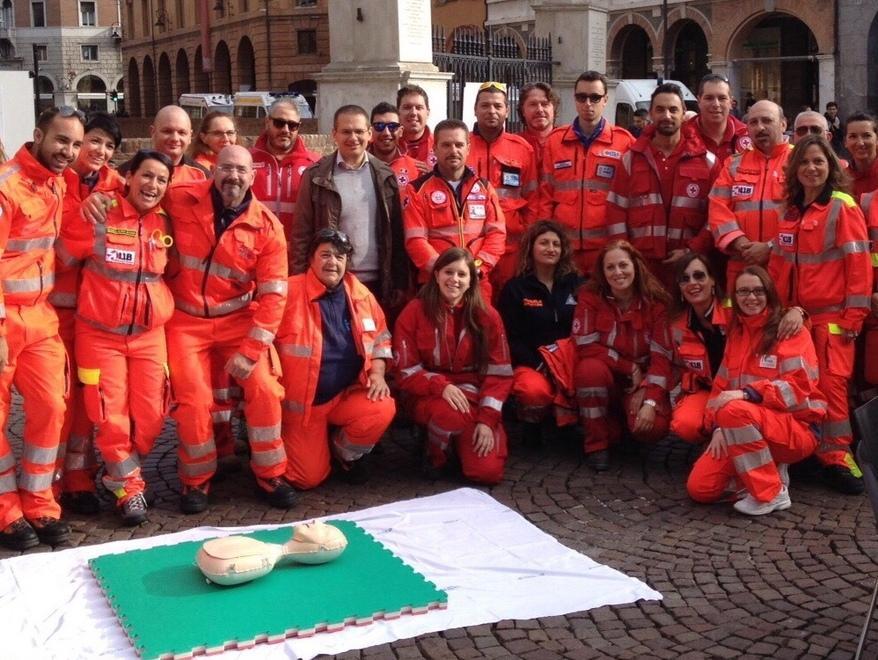 “Il 118 in piazza” per insegnare a salvare vite umane