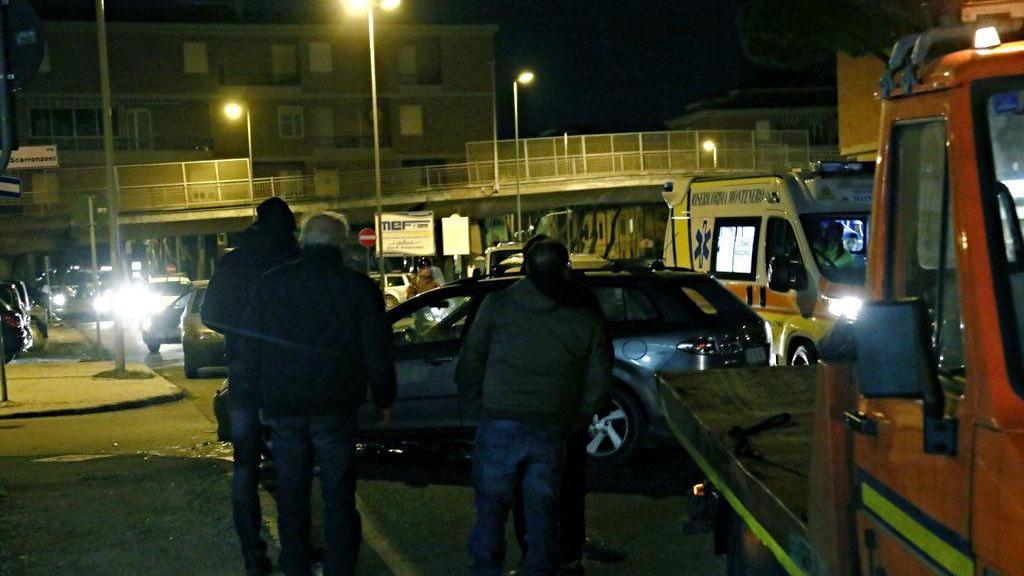 Contromano sulle auto in sosta in via dell'Ardenza: positivo all'alcoltest