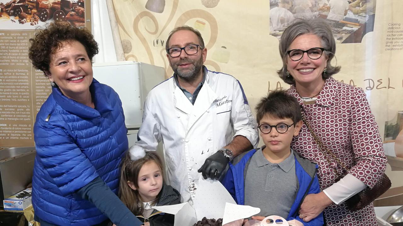 L'assessore Daniela Toccafondi e la presidente della mensa la Pira Elena Pieralli