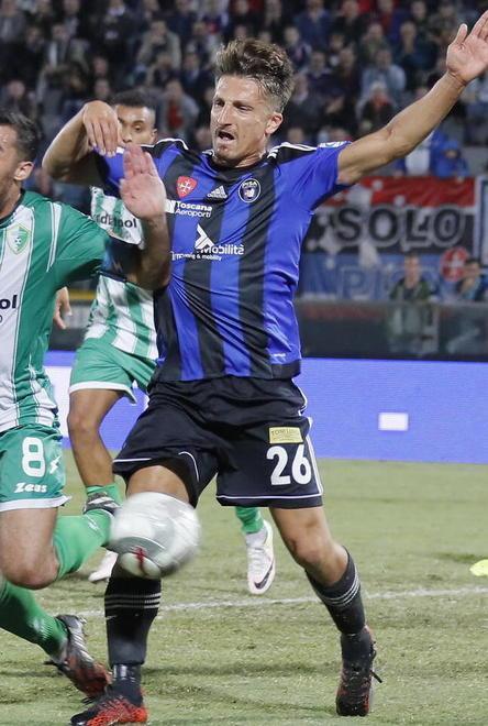 Tre partite consecutive senza ammonizioni