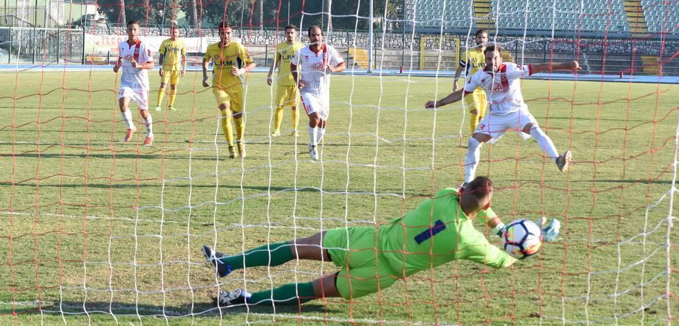 Grifone, sorpasso riuscito Il Castelfiorentino va ko 