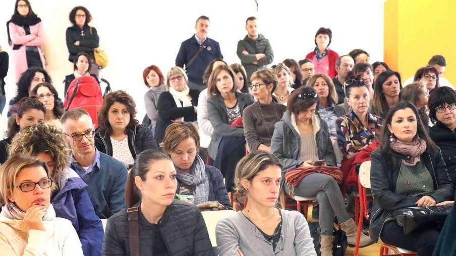 Scuola, altro no al piano comunale