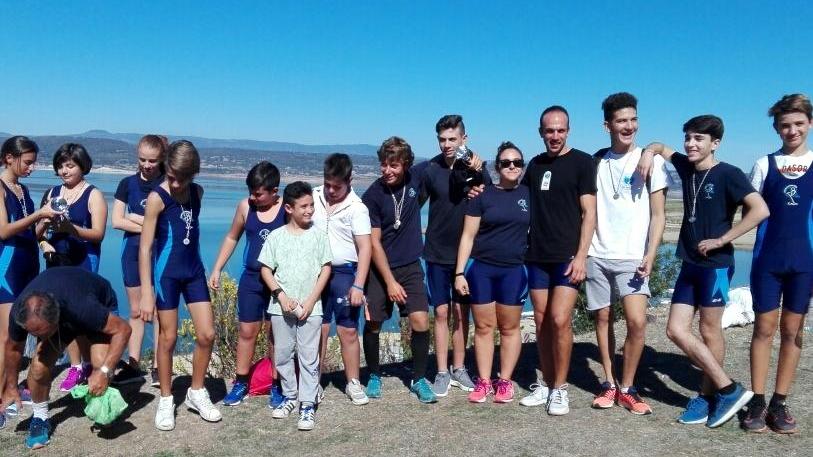Il circolo di Olbia fa il pieno di medaglie sul lago Omodeo