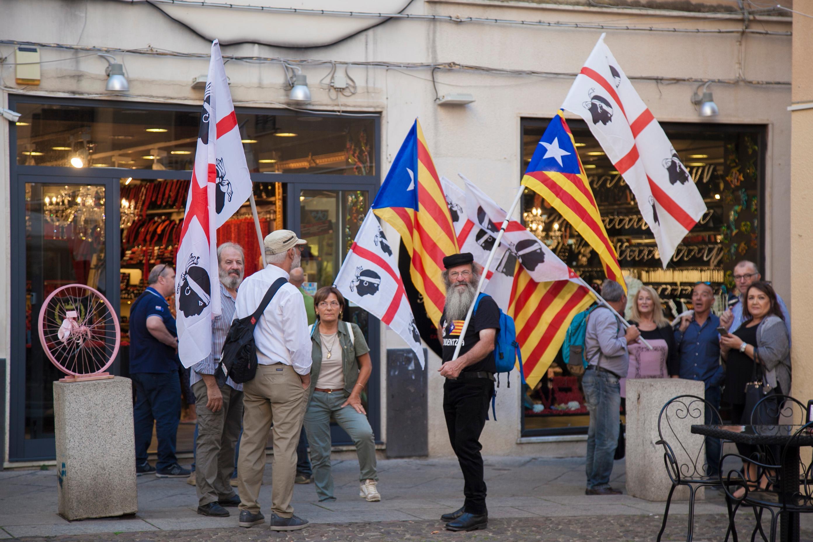 Sardegna "Catalogna" d'Italia? Forse è bene rileggere la storia