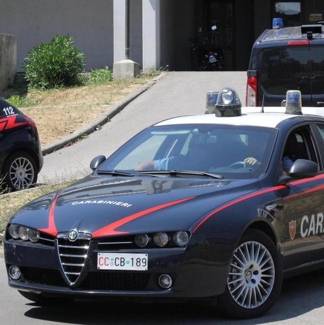 Una pattuglia dei carabinieri di Grosseto (foto Bf)
