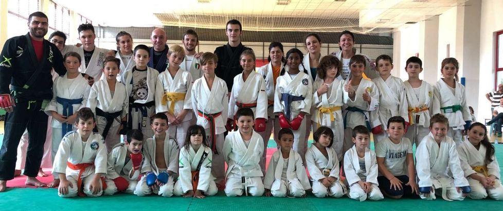 Lo stage di Ju Jitsu di Finale fa il pieno di divertimento