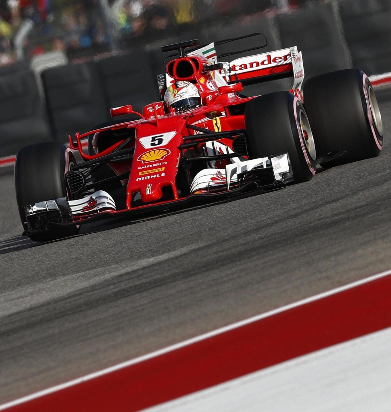 Hamilton non fa sconti e Vettel s’inchina 