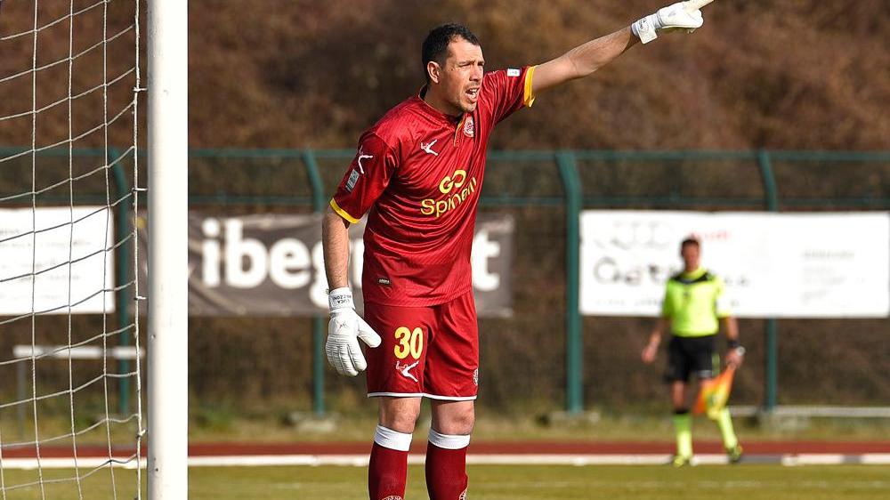 Mazzoni fuori un mese: si deve operare all’occhio