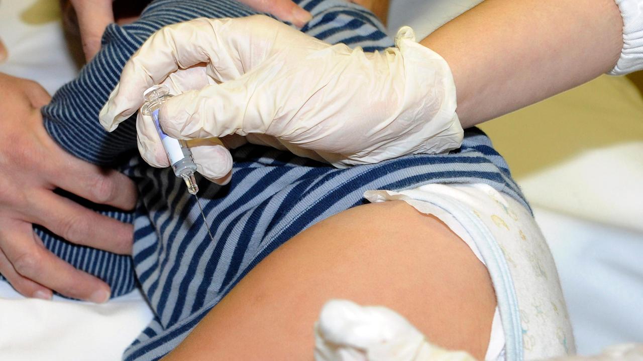 Vaccini, meno di 10 i bambini non ammessi a scuola