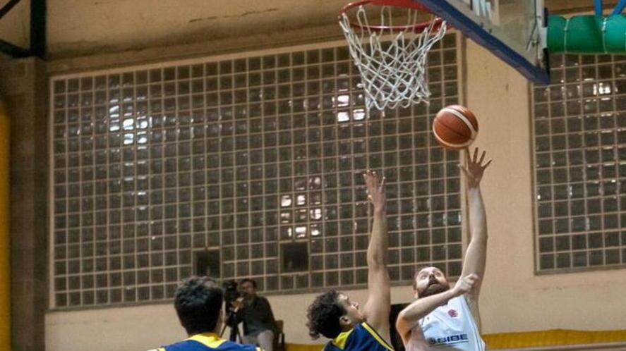 Capitan Corsi trascina la Sibe al terzo successo