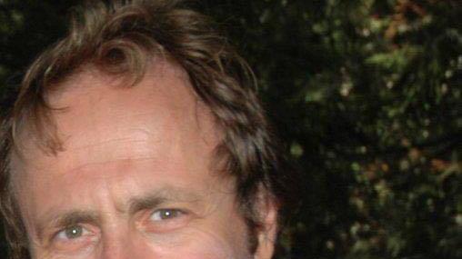 Ucciso da un colpo di pistola in bocca