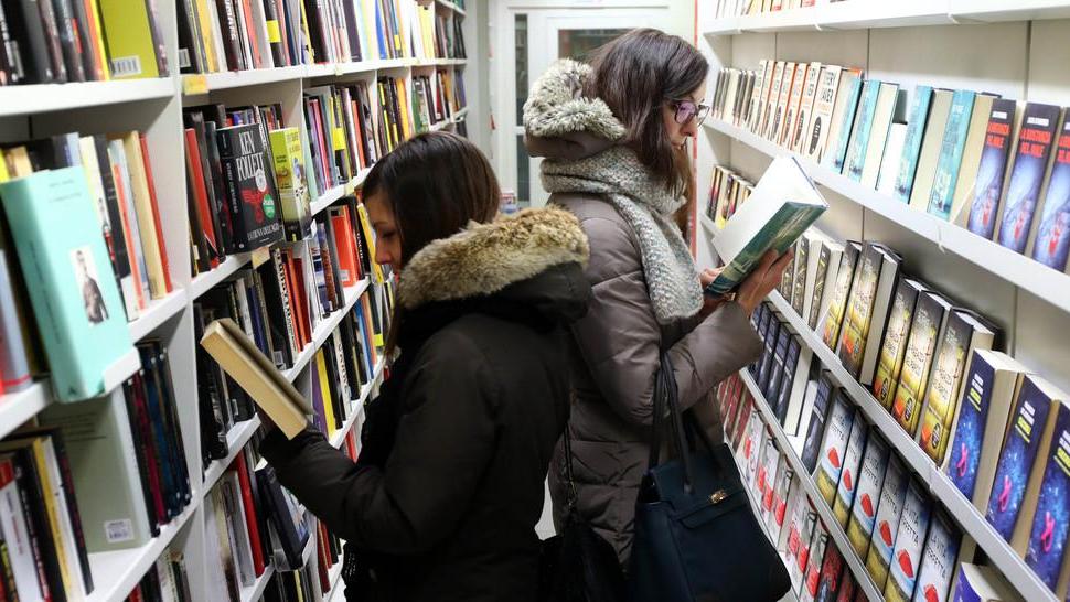 Con un volume si sostiene la cultura