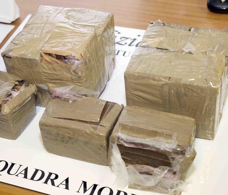 Carico va, carico arriva: ecco la droga di rimpiazzo