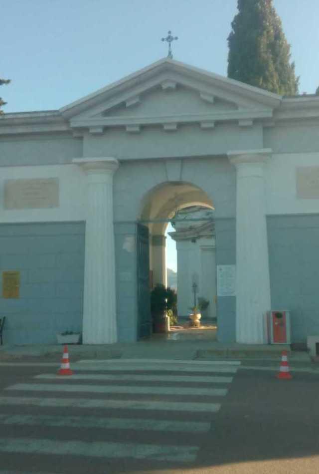 Il cimitero si allarga con 24 nuovi loculi 