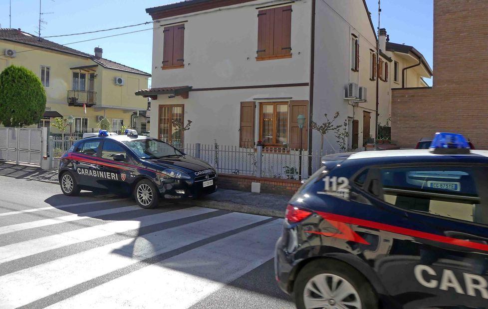 Falso vigile ruba col trucco: bottino di 30 mila euro 