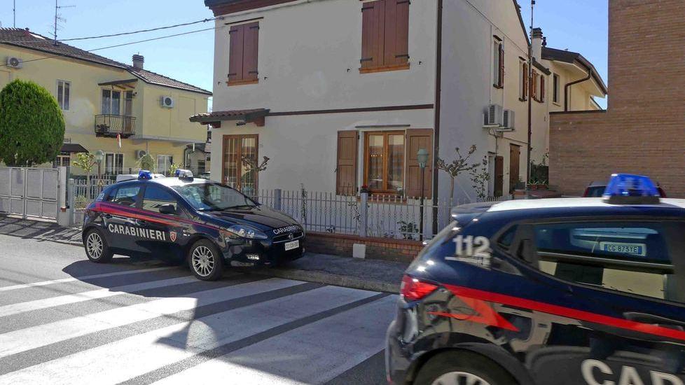 Falso vigile ruba col trucco: bottino di 30 mila euro