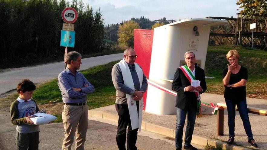 Fontanello intitolato a Rolando Mencacci