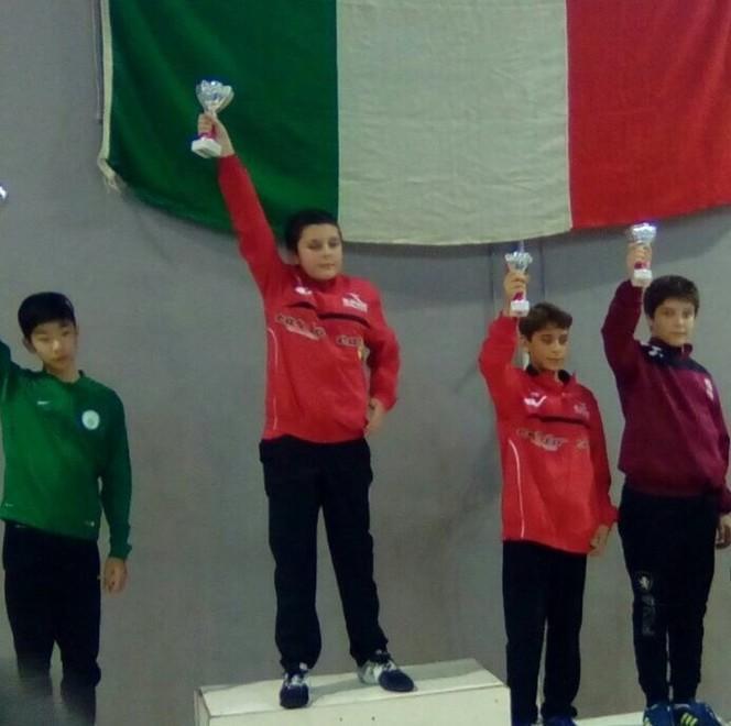 Scherma, pioggia di medaglie per il TBB 