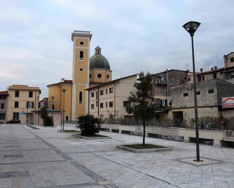 Sos dei commercianti «Zona abbandonata ma noi super-tassati» 