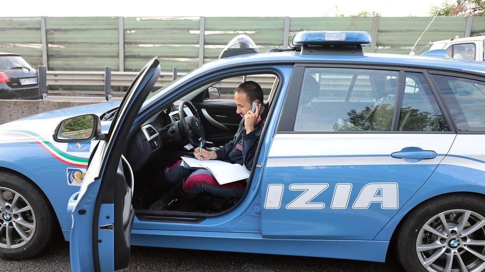 Anziano ritrovato dalla Polstrada