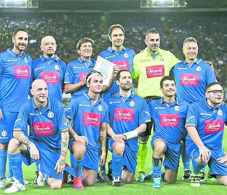 Calcio e solidarietà, appello di don Andrea: «Sabato tutti all’Arena» 