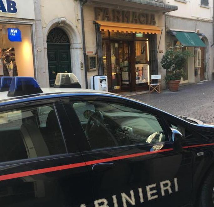 Gli inquirenti: colpiti bersagli considerati facili 