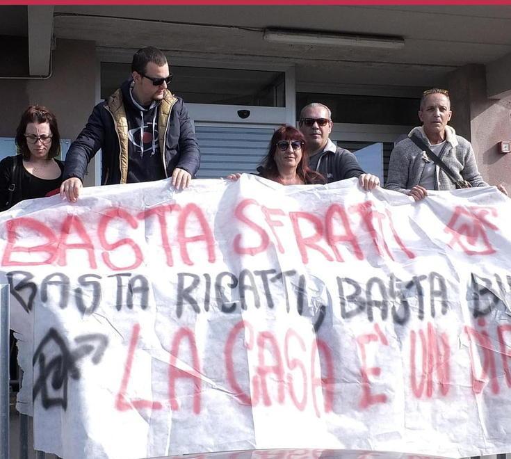 Sfrattata a novant’anni un sit-in per difenderla 