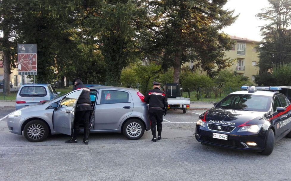 Rubò in auto, scoperto e denunciato 