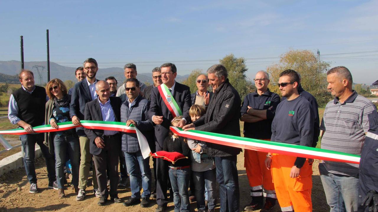 L'inaugurazione della cassa d'espansione sul torrente Furba (foto Batavia)