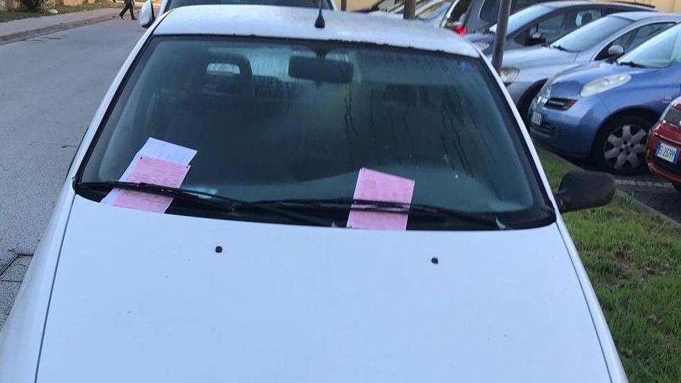 Due multe in due giorni all’auto del Comune
