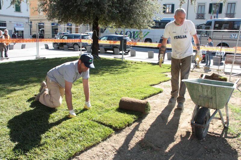 I lavori per i nuovi giardini 