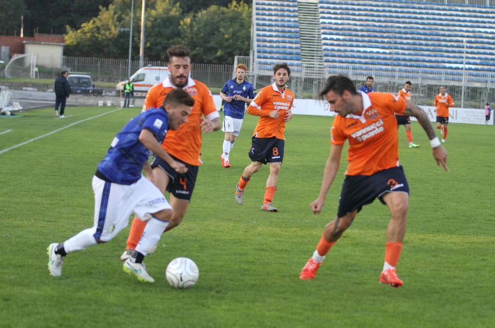 Priola in tribuna con tanti biancazzurri 