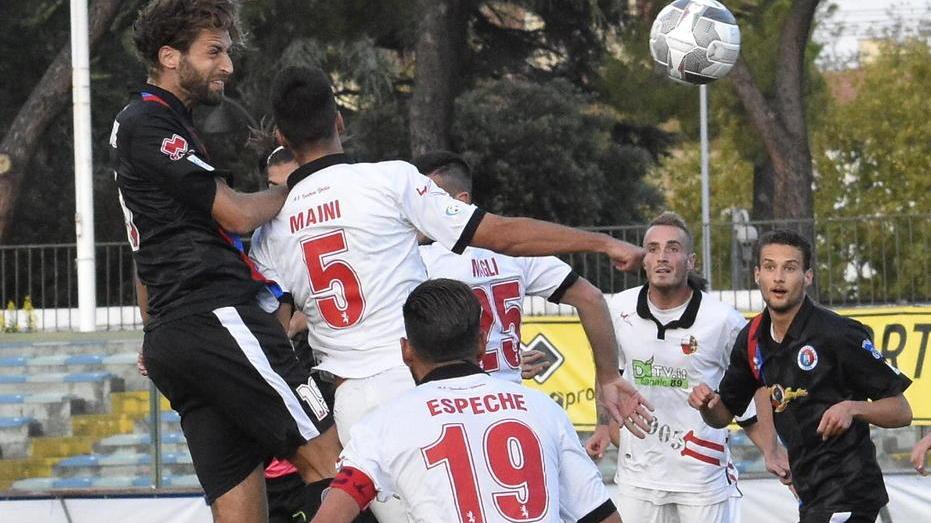 Sfida ad armi pari contro il Pontedera «Disciplina e grinta»