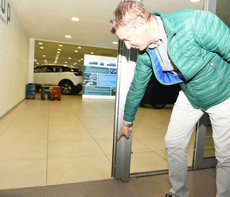 Colpo da 66mila euro in due concessionarie 