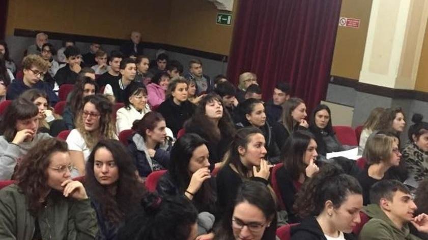 L’impegno di don Milani raccontato agli studenti