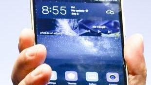 HUAWEI, SAMSUNG E APPLE LAVORANO AI NUOVI SCHERMI