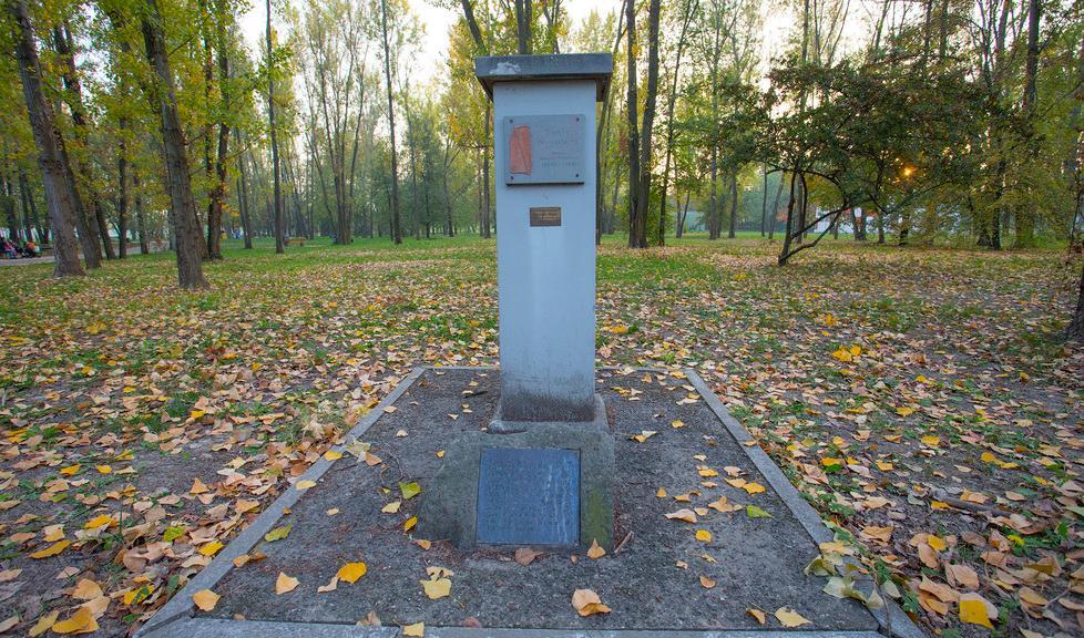 Modena, quei sette piloti da anni... “senza volto” al parco Ferrari