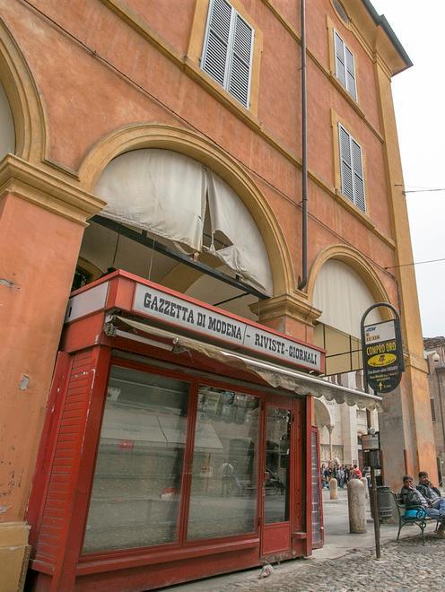 Corso Duomo con l’angolo Panini 
