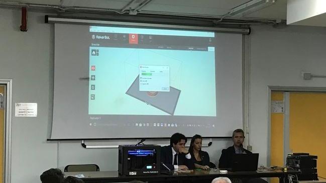 Il Leo Club ha donato una stampante in 3D all’Isit