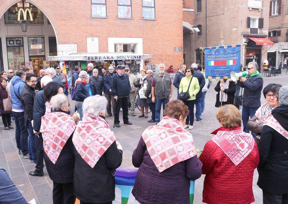 L’Anpi in piazza contro il fascismo