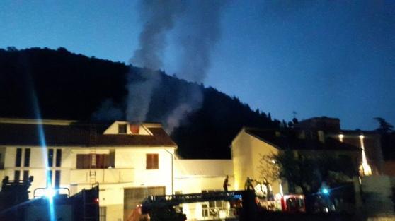 L'incendio nella palazzina della Tignamica