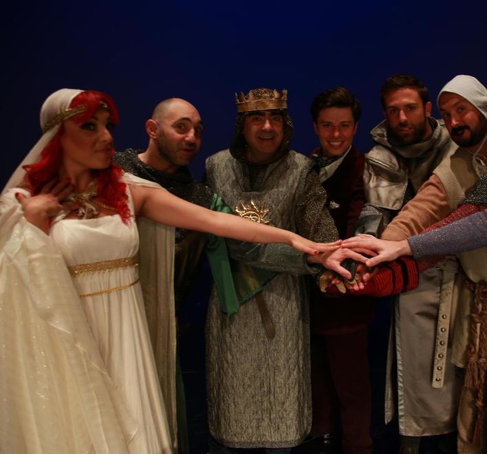 “Spamalot”, musical comico con Rocco Tanica al Verdi