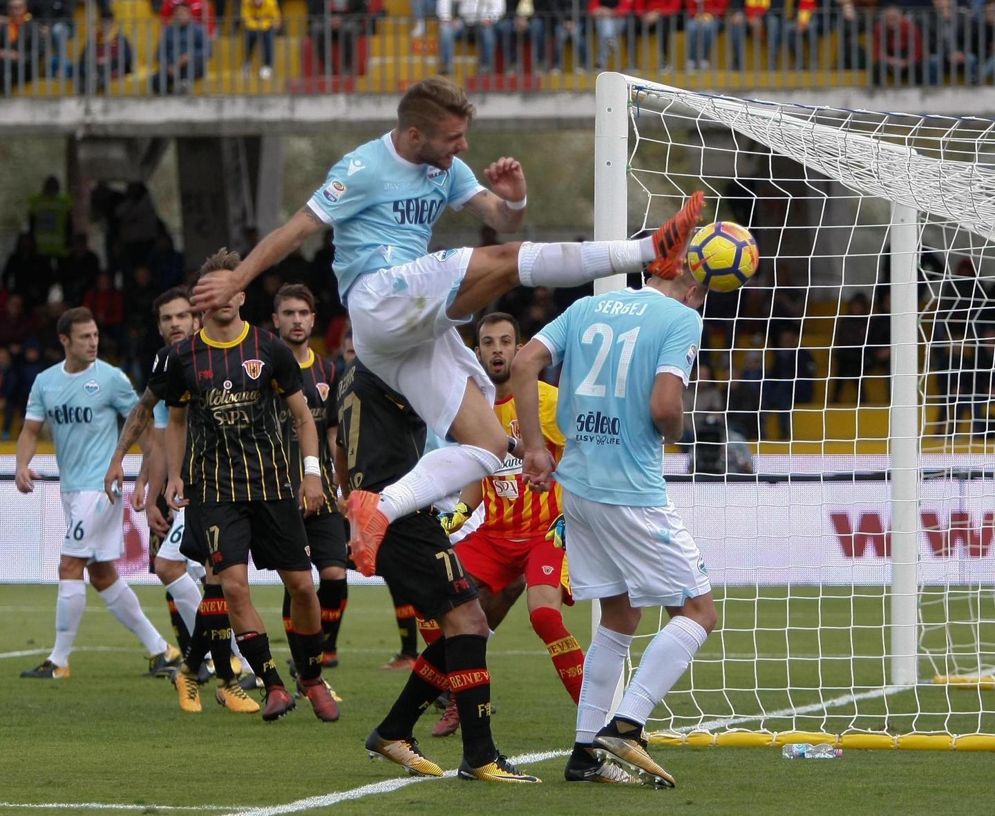 Manita della Lazio al Benevento 