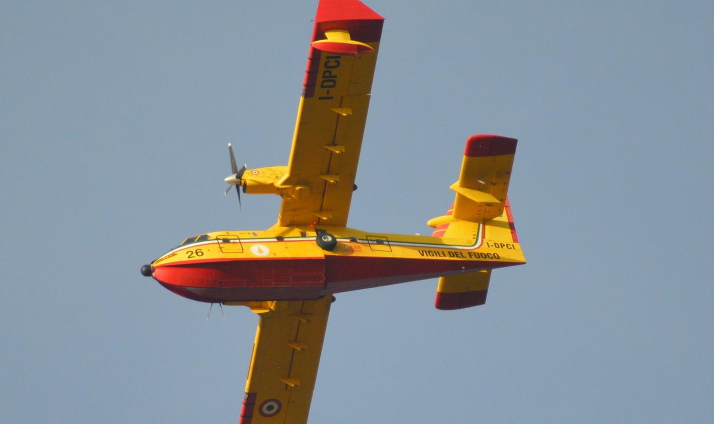Incendio nelle campagne, in fumo 4 ettari